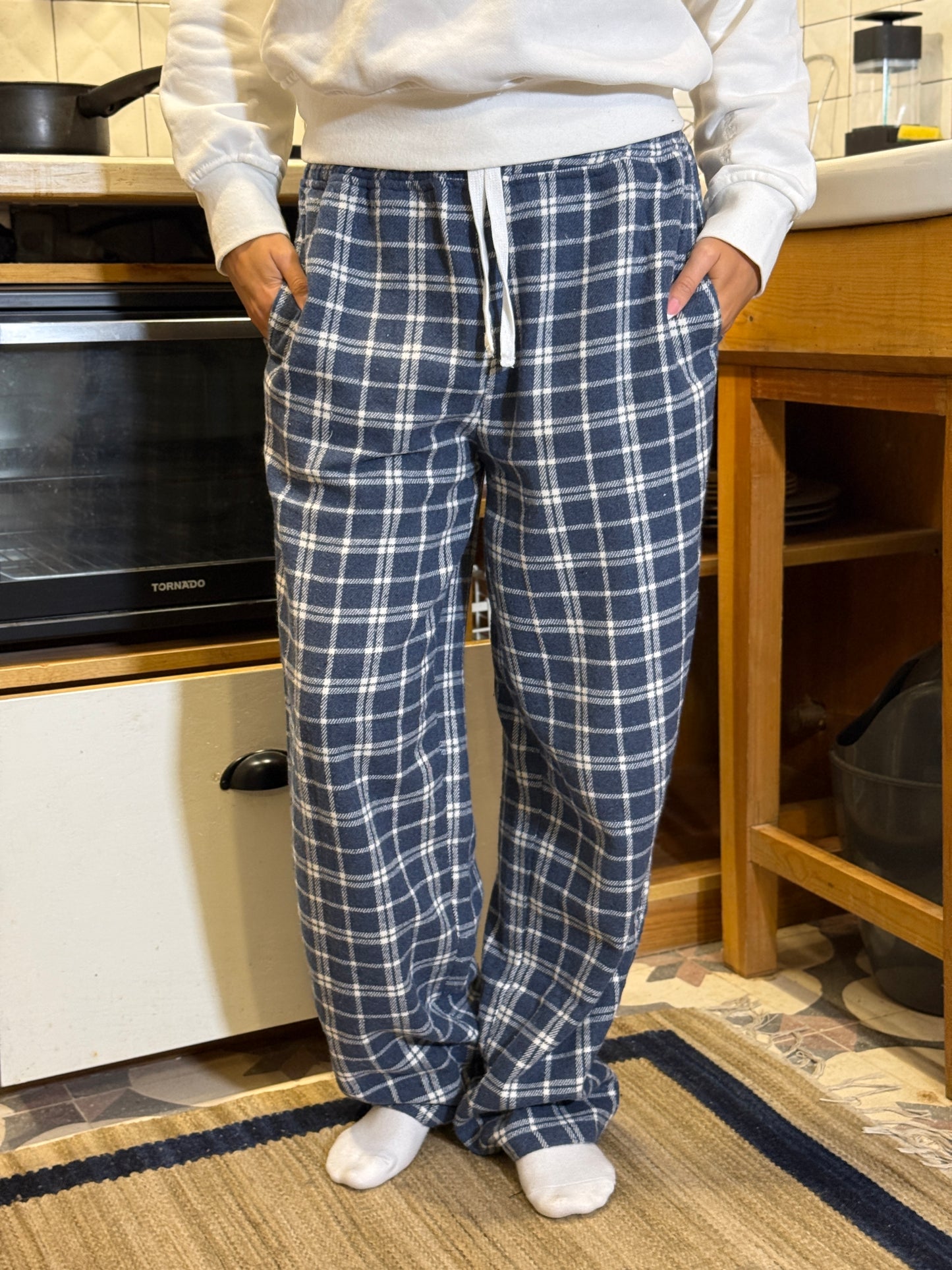 Woolen Plaid Set - White x Navy Blue Checkered