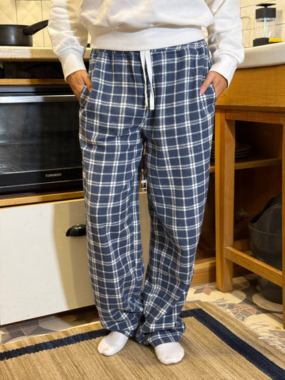 Woolen Plaid Set - White x Navy Blue Checkered
